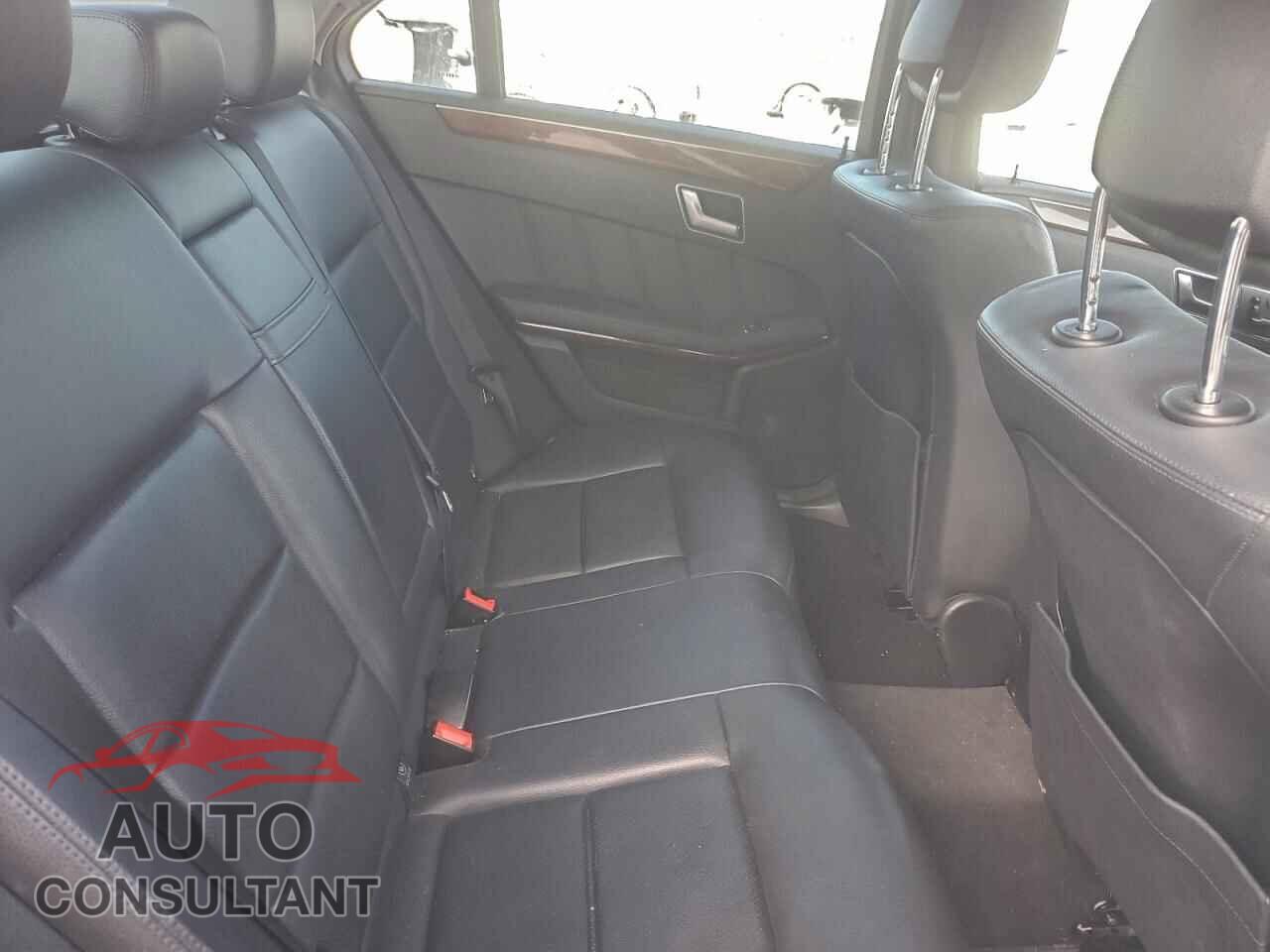 MERCEDES-BENZ E-CLASS 2012 - WDDHF5KB8CA570474