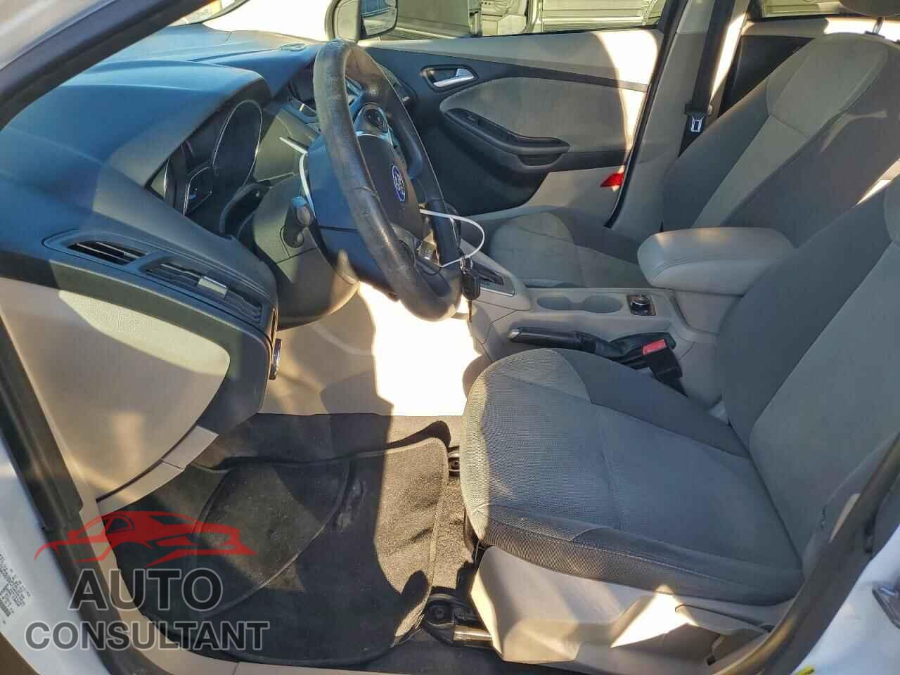 FORD FOCUS 2012 - 1FAHP3K21CL262911