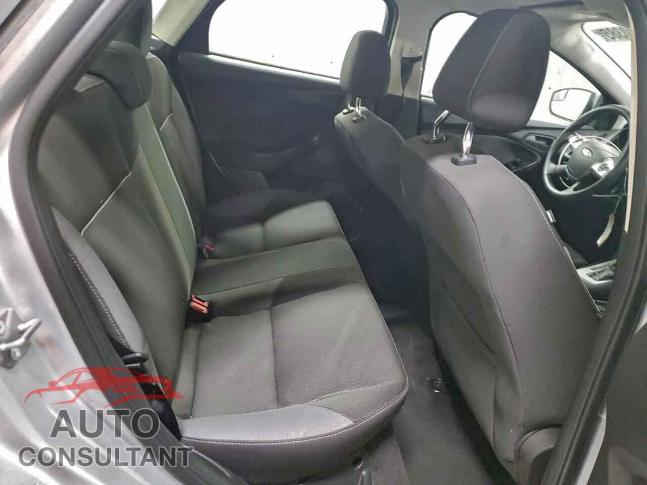 FORD FOCUS 2012 - 1FAHP3F23CL360882