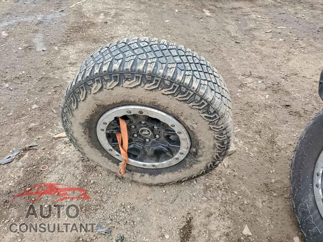 FORD BRONCO 2023 - 1FMEE5DP2PLB69596