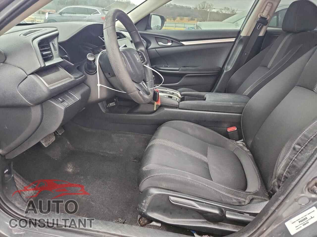 HONDA CIVIC 2017 - 19XFC2F58HE049899