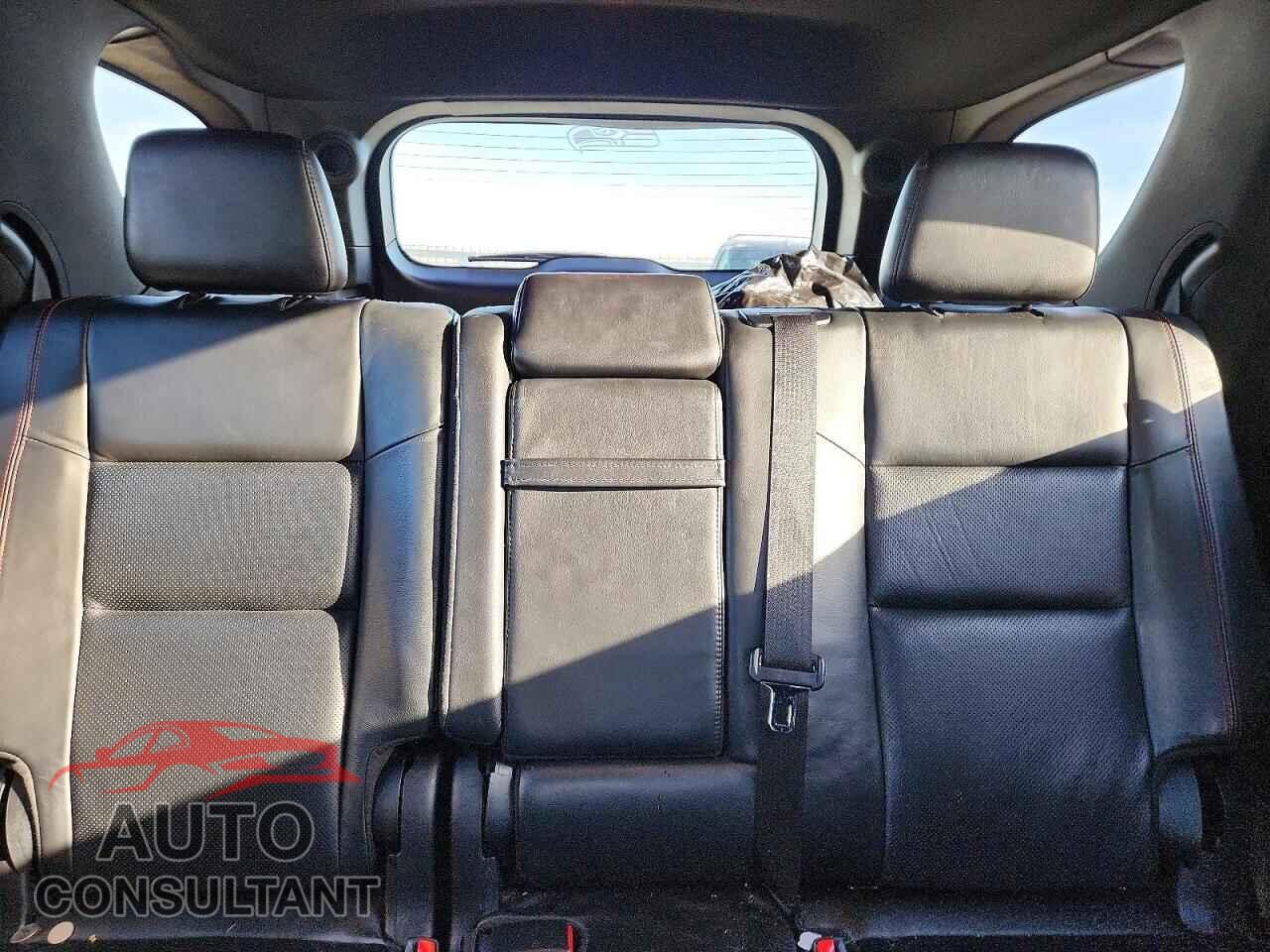 DODGE DURANGO 2018 - 1C4SDJCT2JC408735