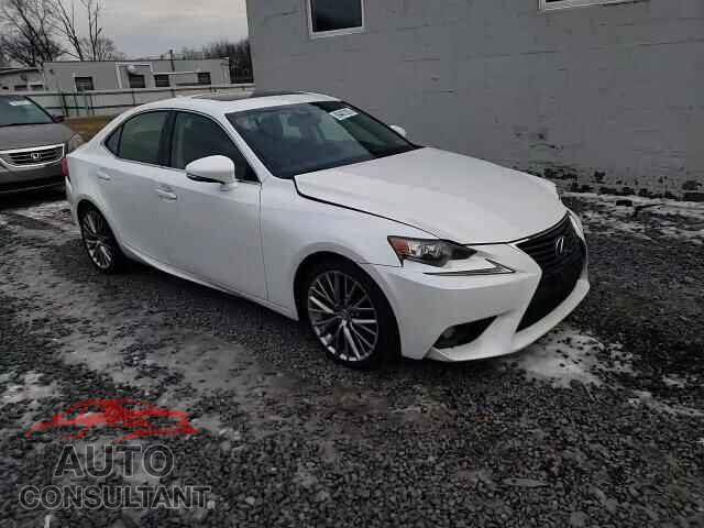 LEXUS IS 2014 - JTHCF1D24E5009435