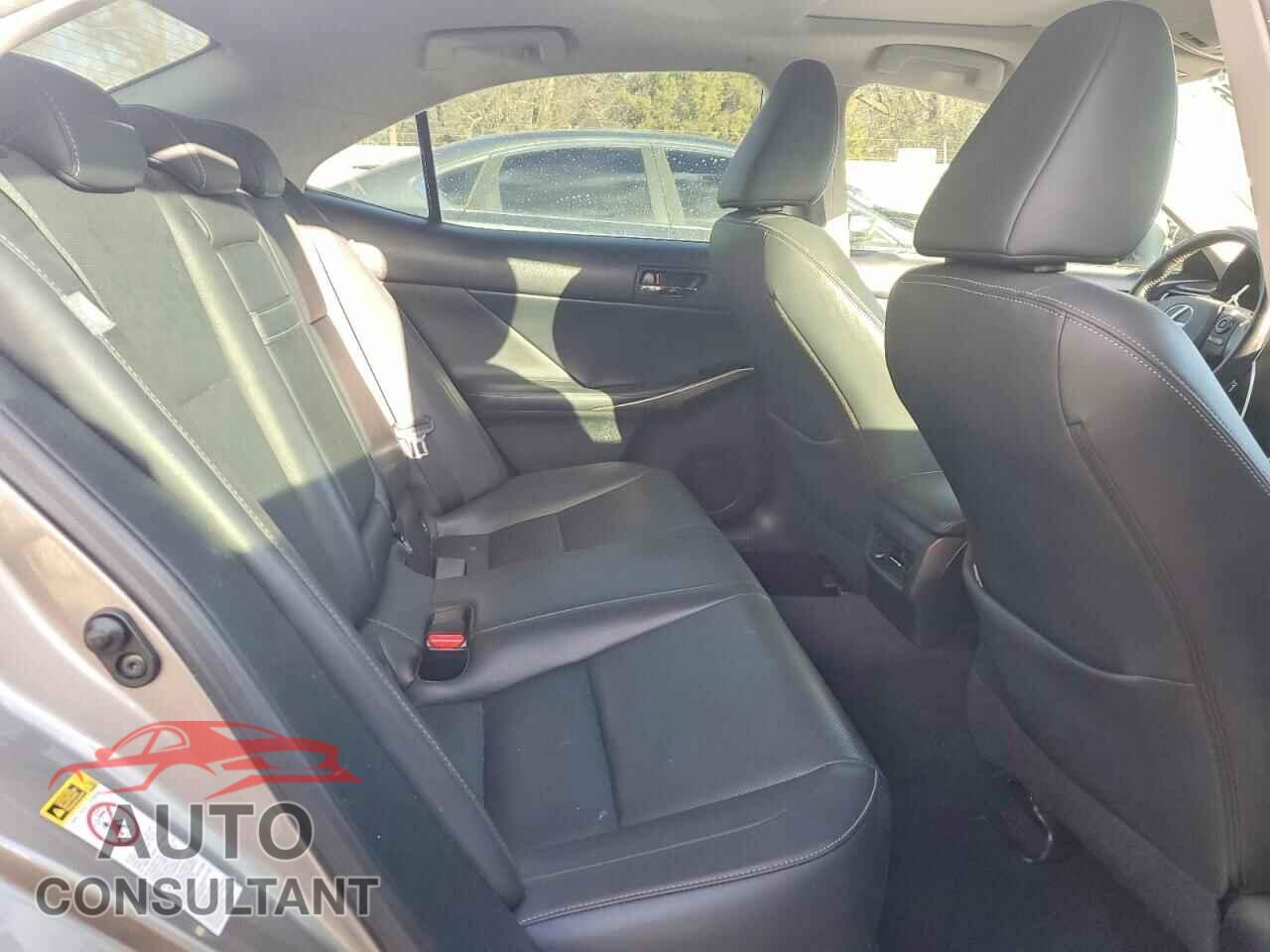 LEXUS IS 2015 - JTHBF1D28F5074446