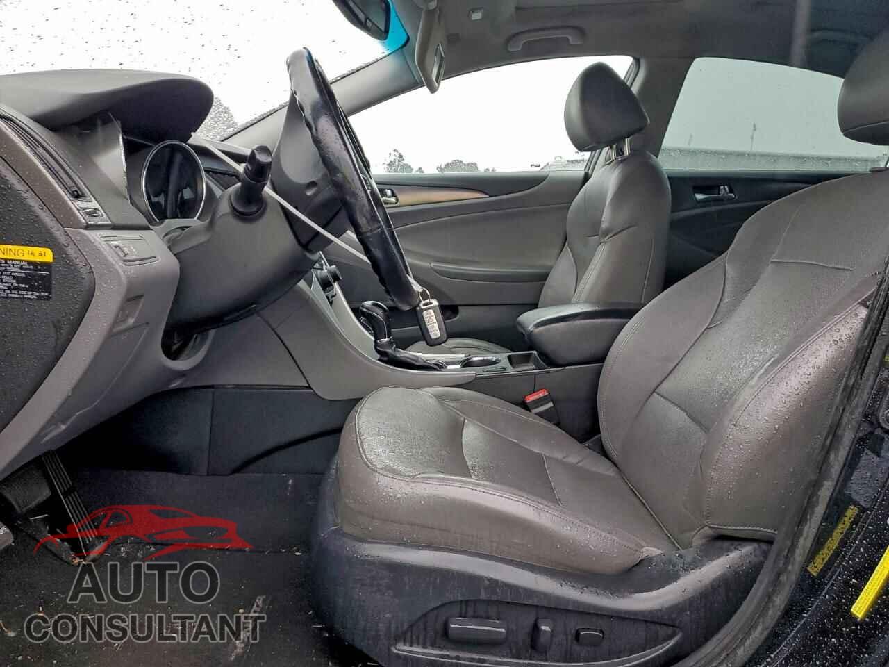 HYUNDAI SONATA 2014 - KMHEC4A40EA110453