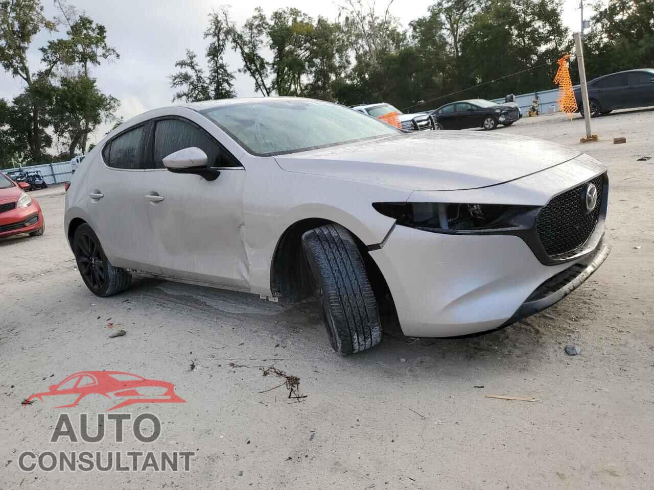 MAZDA 3 2022 - JM1BPBML3N1521915