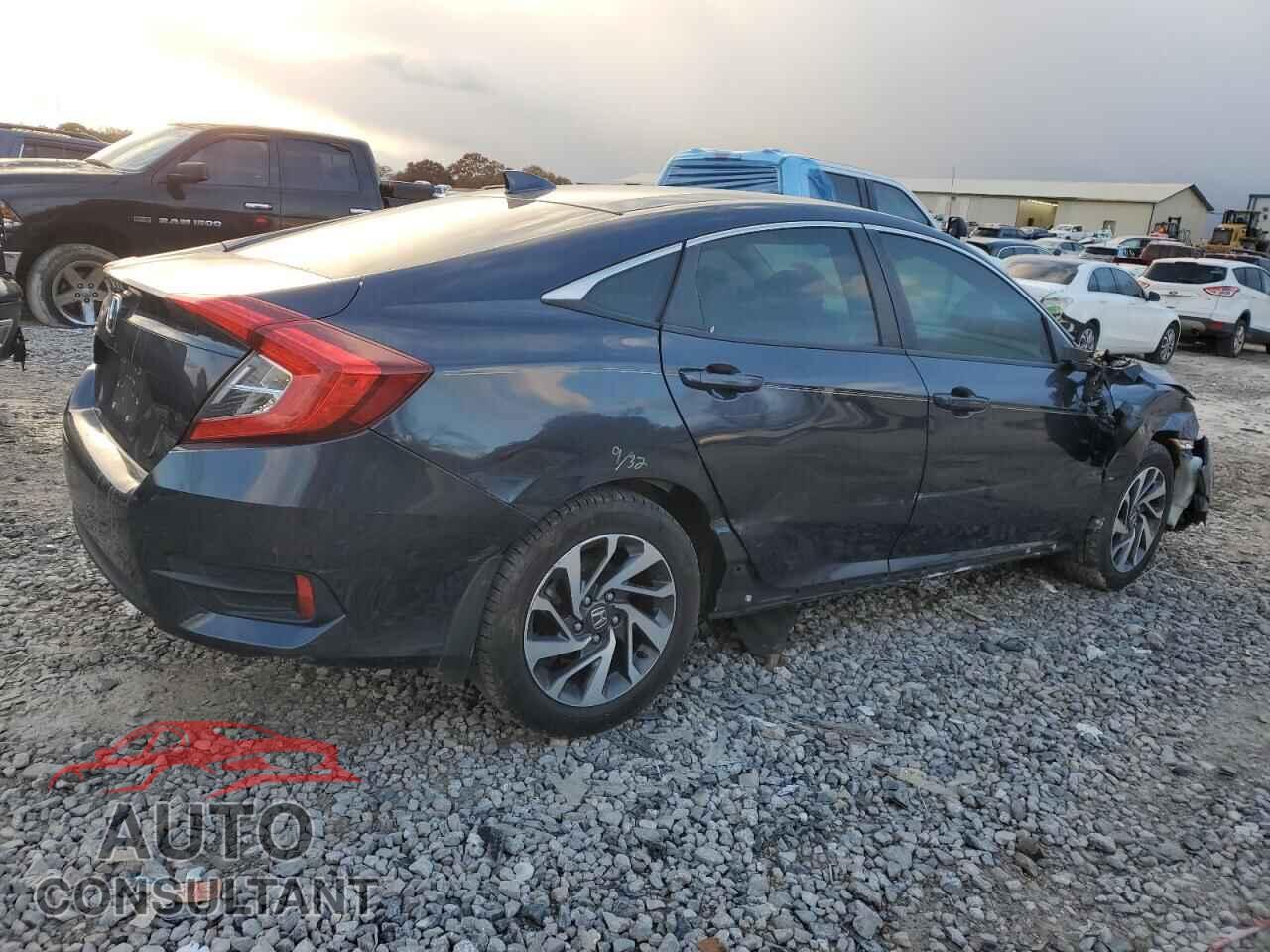 HONDA CIVIC 2017 - 19XFC2F87HE024406
