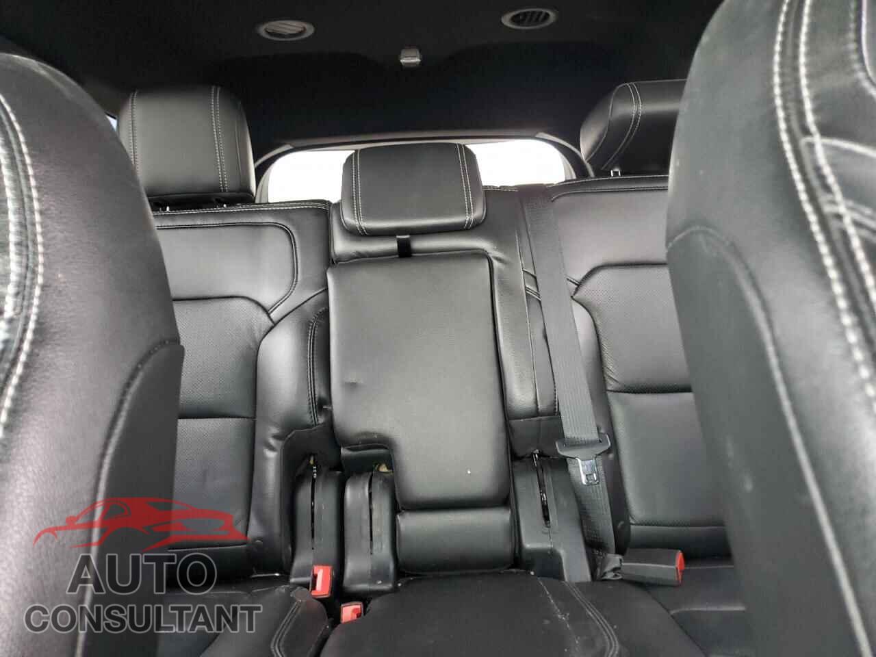 FORD EXPLORER 2018 - 1FM5K8F83JGB13408