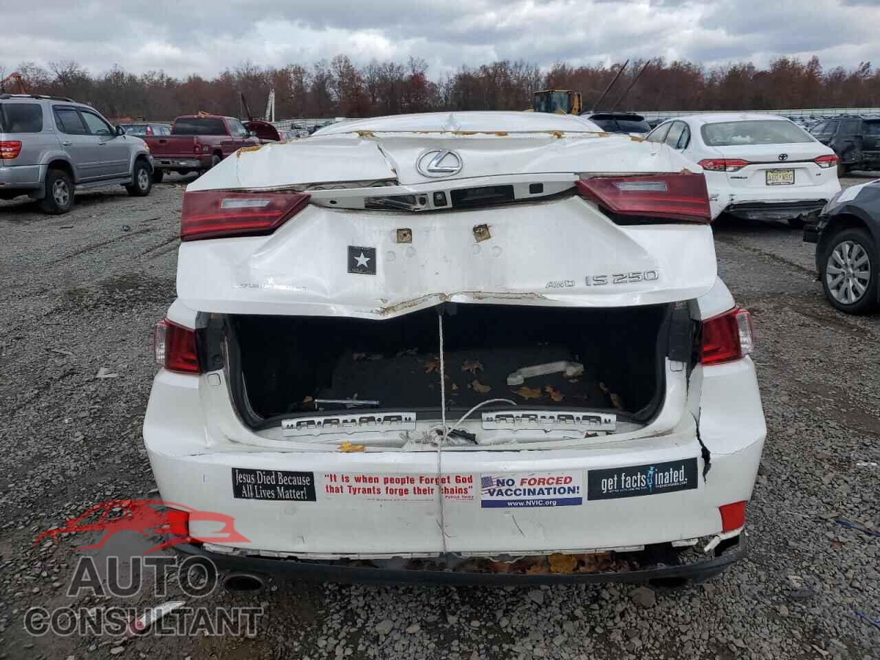 LEXUS IS 2014 - JTHCF1D26E5014667