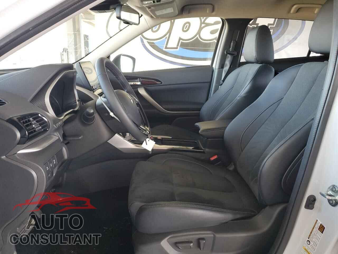 MITSUBISHI ECLIPSE 2025 - JA4ATWAA9SZ035585