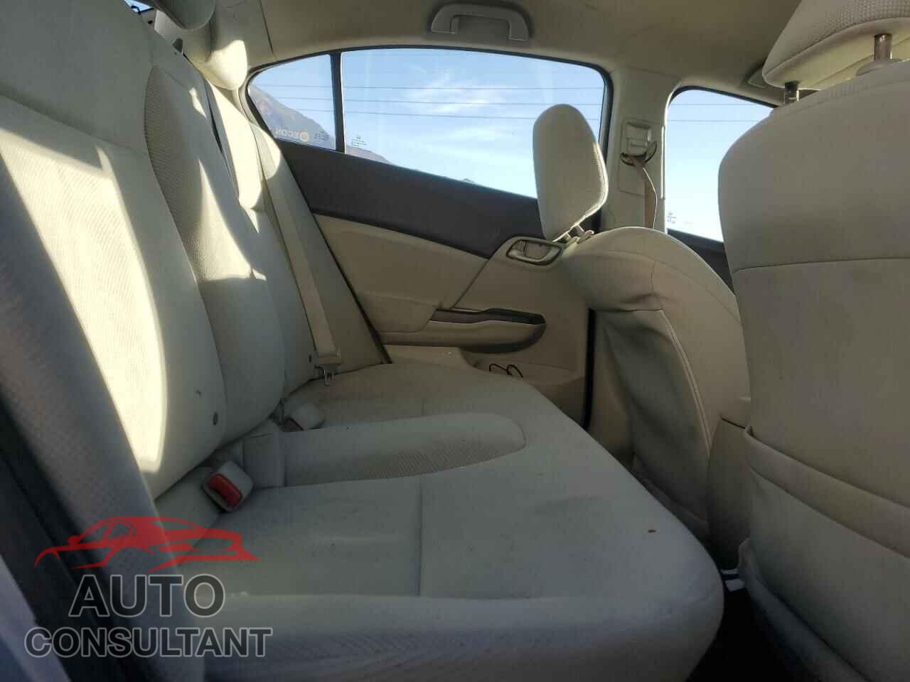 HONDA CIVIC 2012 - 2HGFB2F56CH605127