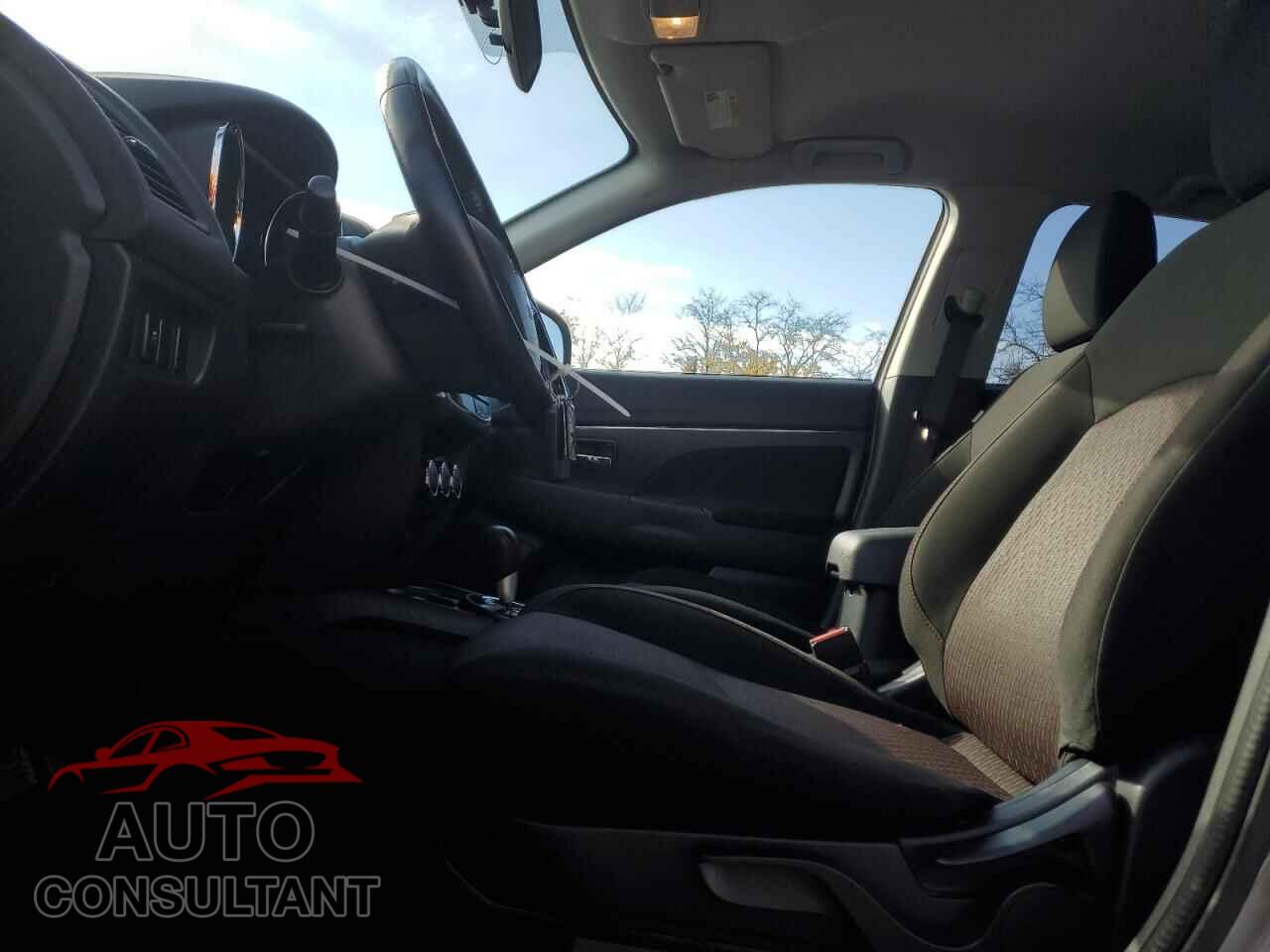 MITSUBISHI OUTLANDER 2017 - JA4AR3AW0HZ044905