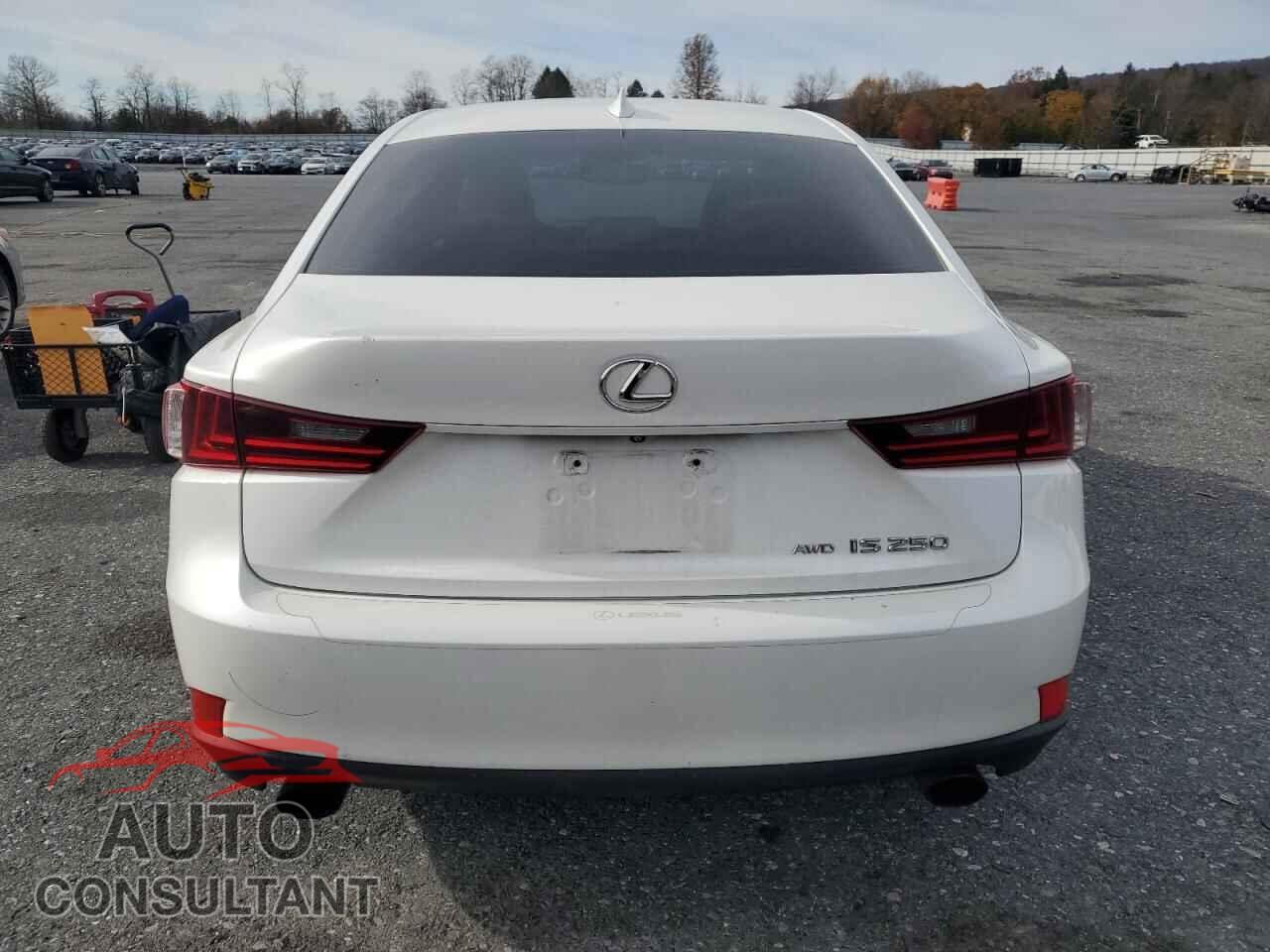 LEXUS IS 2015 - JTHCF1D27F5027624