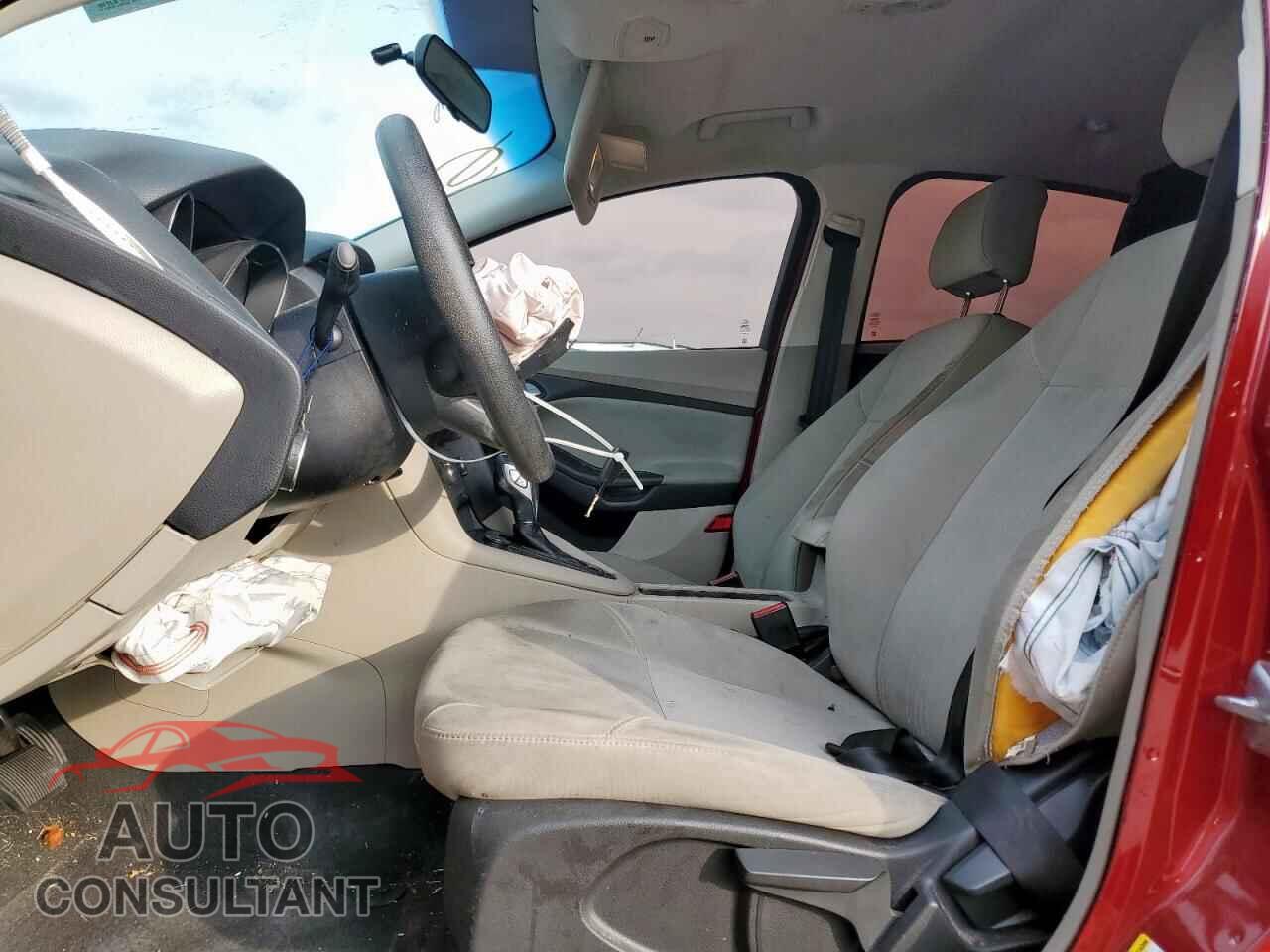 FORD FOCUS 2015 - 1FADP3F24FL230466