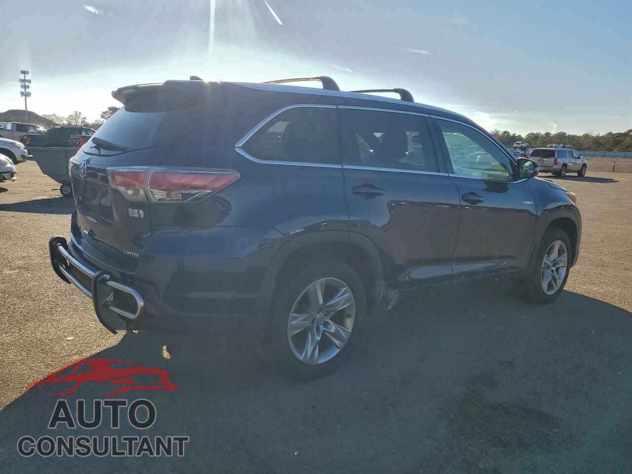 TOYOTA HIGHLANDER 2015 - 5TDDCRFH8FS012994