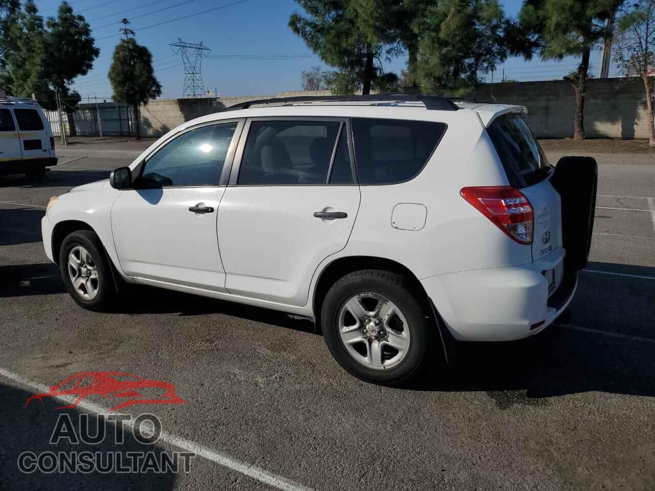 TOYOTA RAV4 2011 - 2T3BF4DV6BW100171