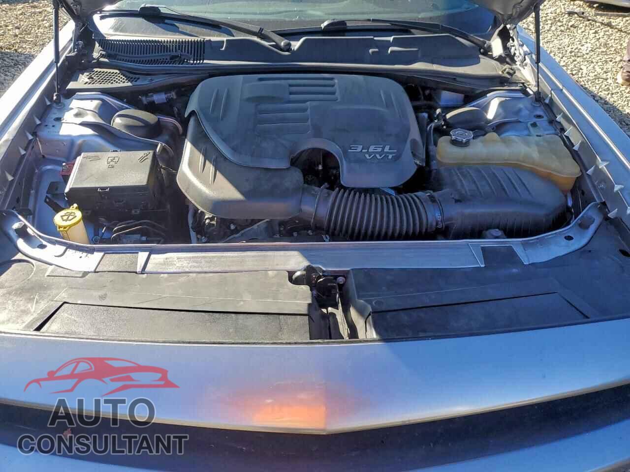 DODGE CHALLENGER 2018 - 2C3CDZAG8JH325384