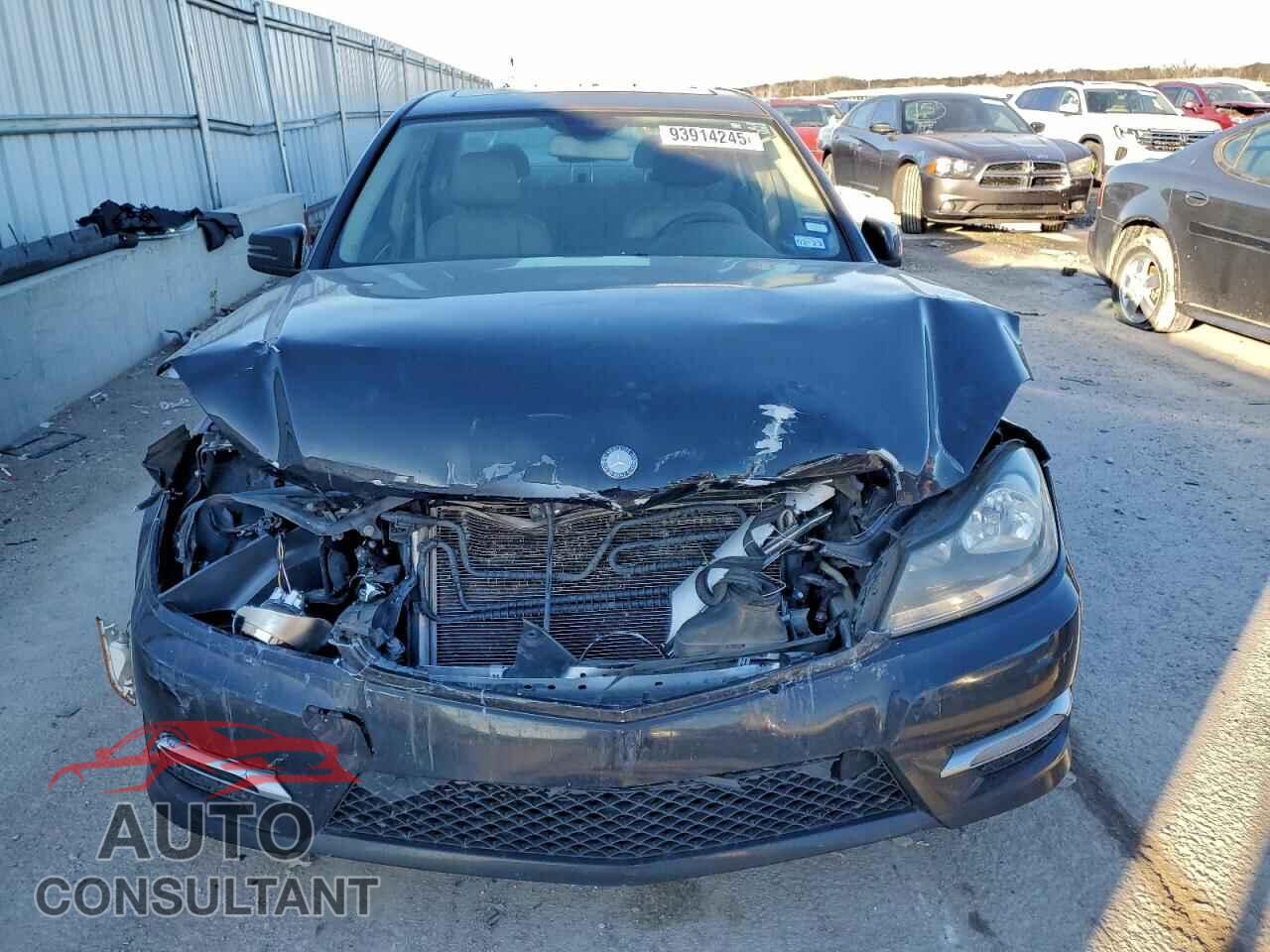 MERCEDES-BENZ C-CLASS 2013 - WDDGF4HB7DR242575