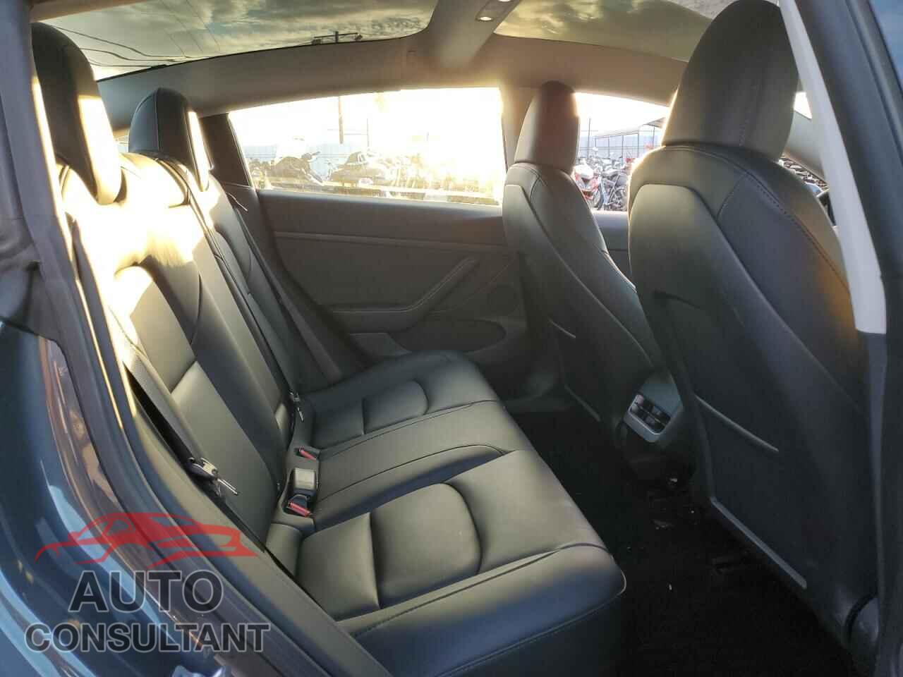 TESLA MODEL 3 2023 - 5YJ3E1EA4PF644036