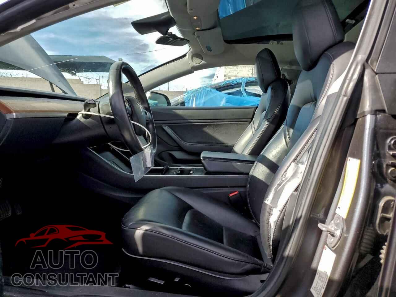 TESLA MODEL 3 2018 - 5YJ3E1EA9JF021194