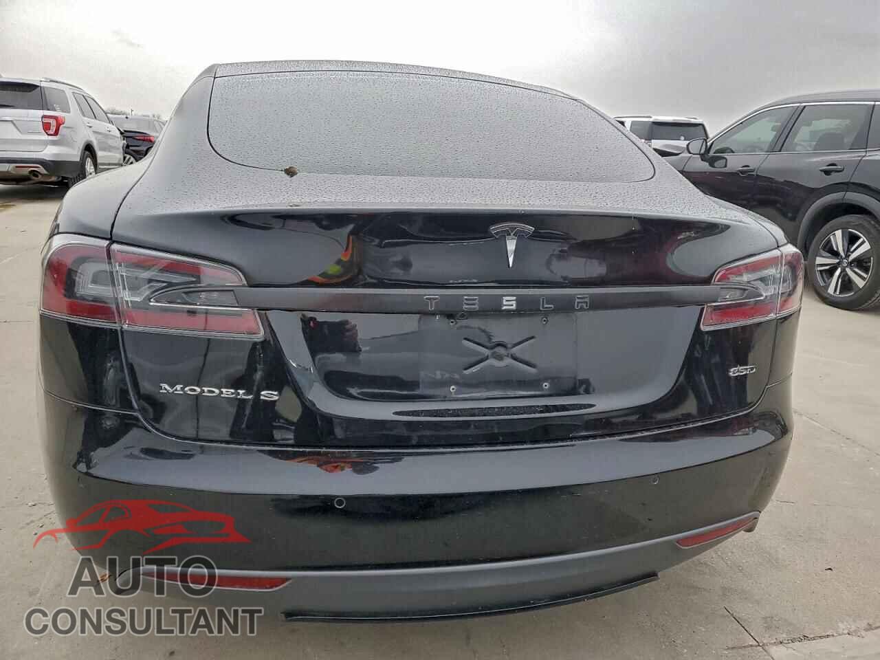 TESLA MODEL S 2015 - 5YJSA1E27FF109426
