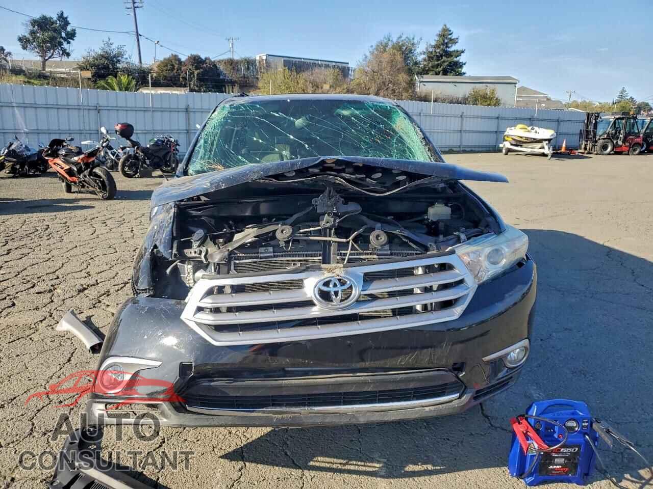 TOYOTA HIGHLANDER 2013 - 5TDZK3EH8DS108743