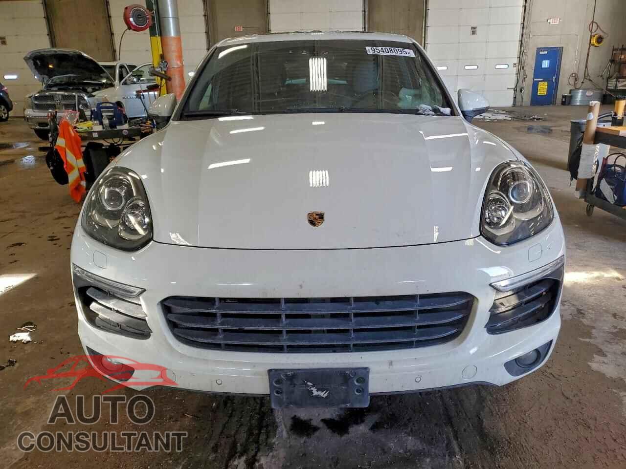 PORSCHE CAYENNE 2017 - WP1AA2A26HKA80738