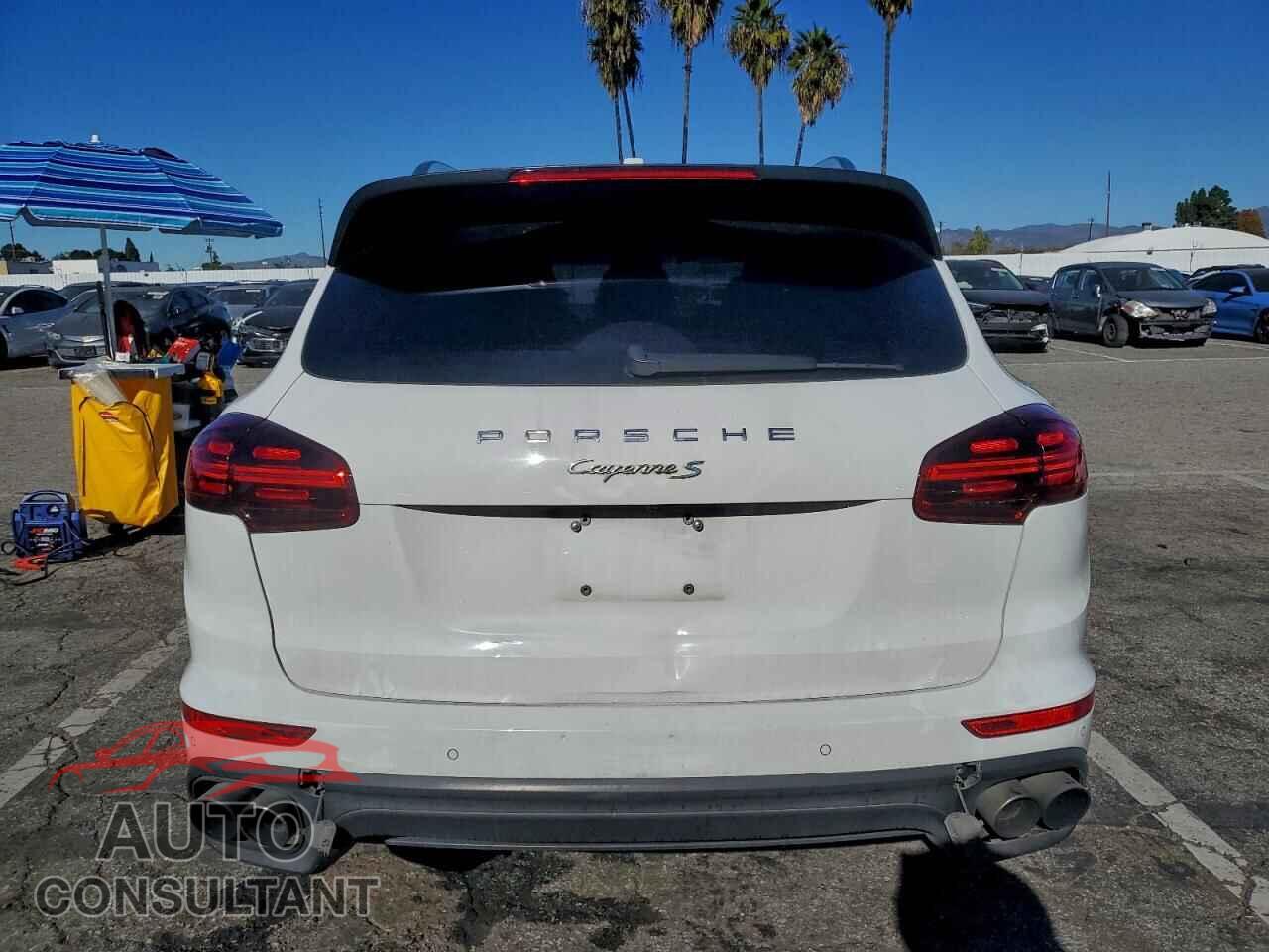 PORSCHE CAYENNE 2016 - WP1AE2A25GLA18227