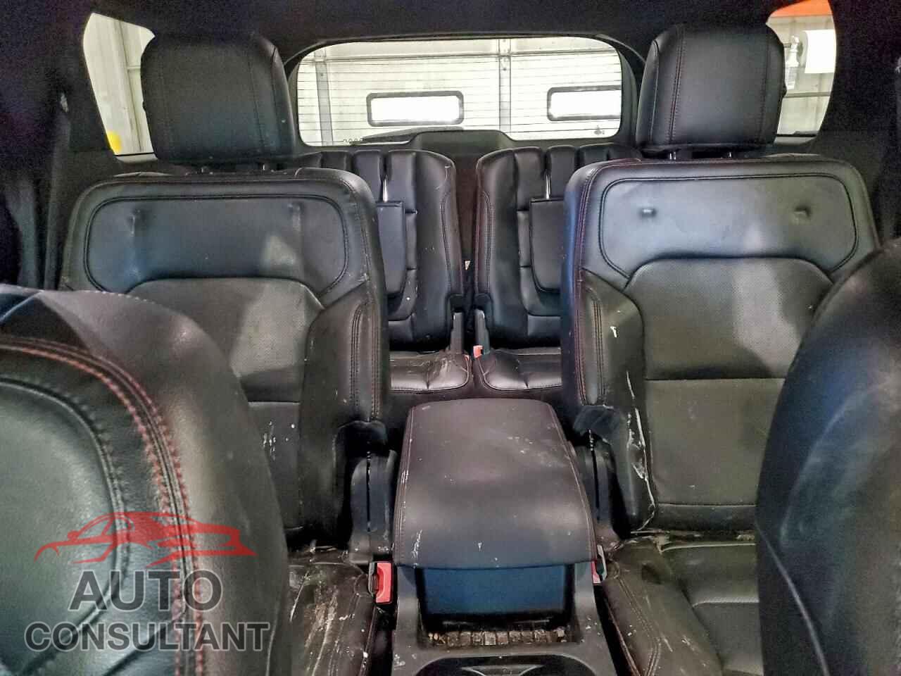 FORD EXPLORER 2018 - 1FM5K8GT4JGB63883