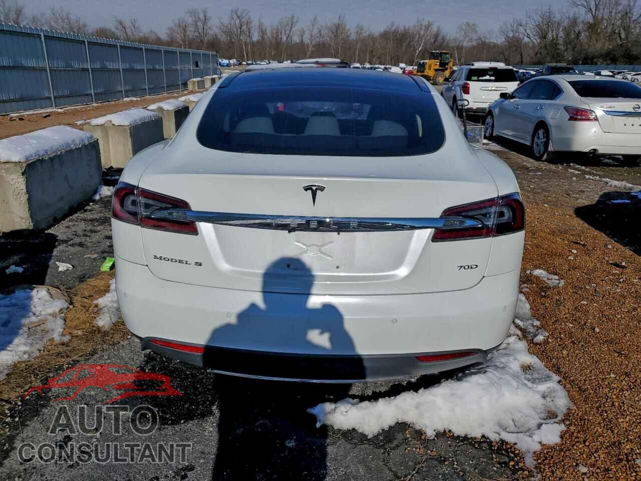 TESLA MODEL S 2015 - 5YJSA1S20FF096524