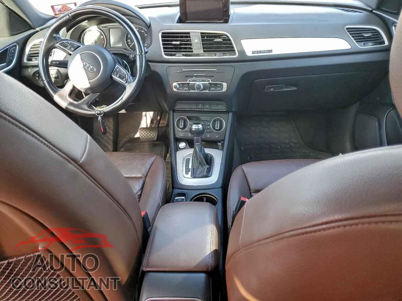 AUDI Q3 2017 - WA1ECCFSXHR009054