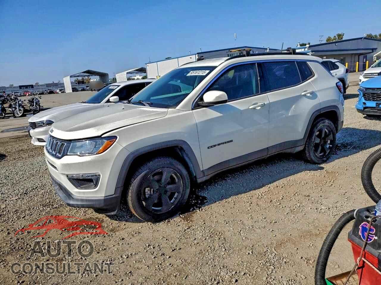 JEEP COMPASS 2017 - 3C4NJDBB0HT665231