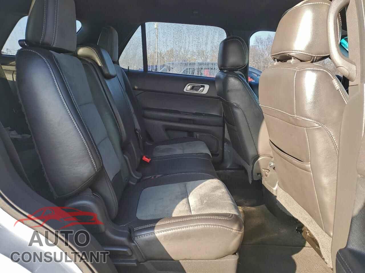 FORD EXPLORER 2015 - 1FM5K7D80FGA26893