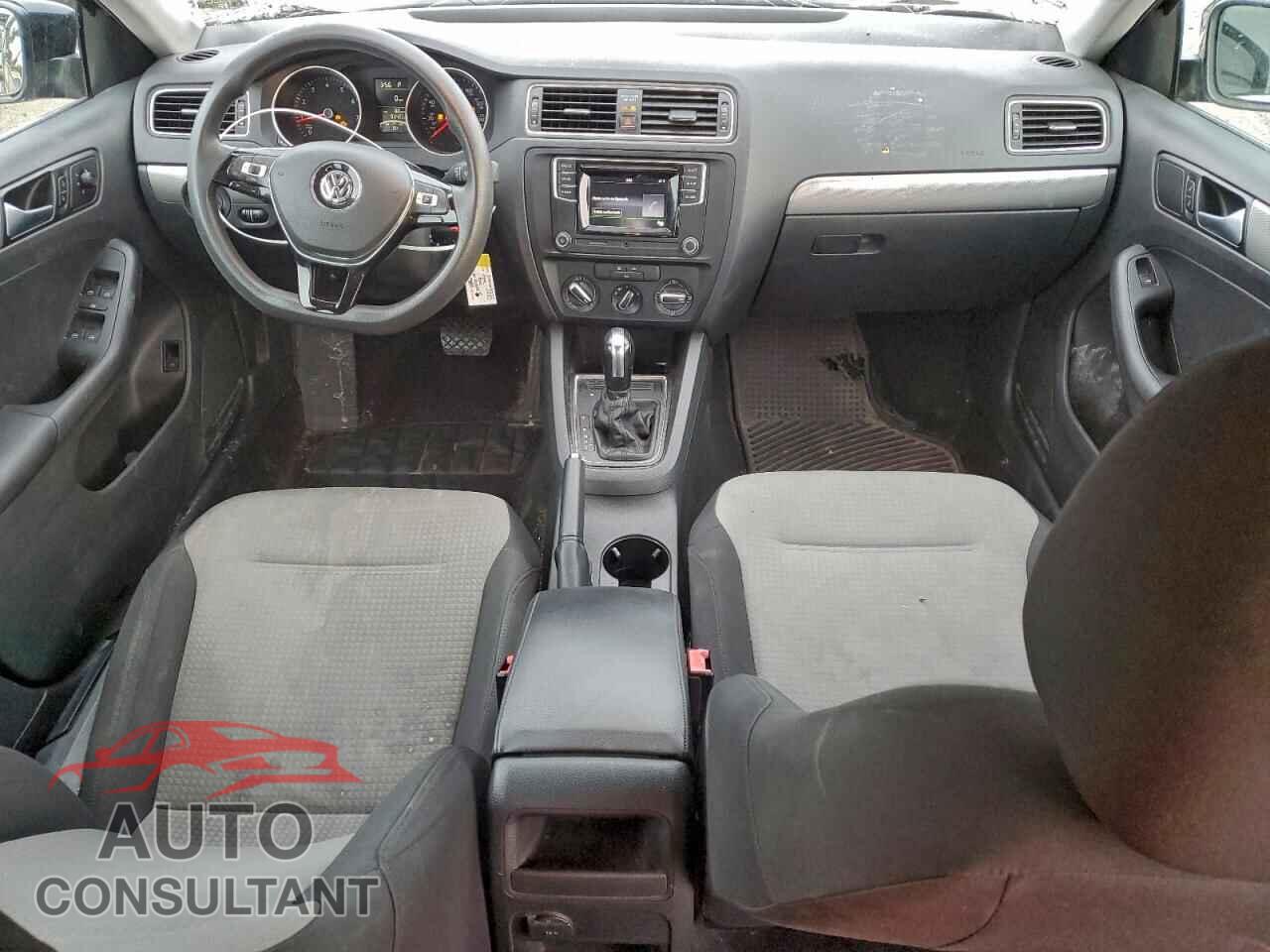 VOLKSWAGEN JETTA 2017 - 3VW2B7AJ1HM358507