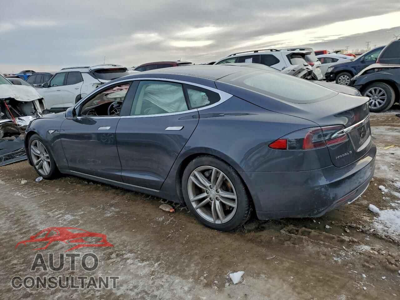 TESLA MODEL S 2016 - 5YJSA1E22GF133103