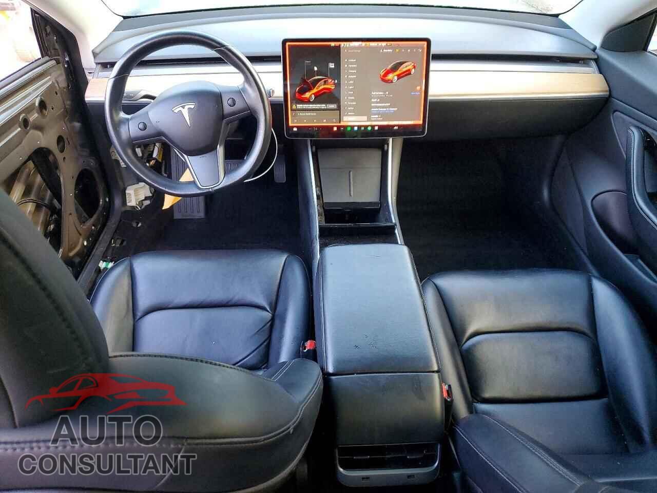 TESLA MODEL 3 2019 - 5YJ3E1EA7KF401877