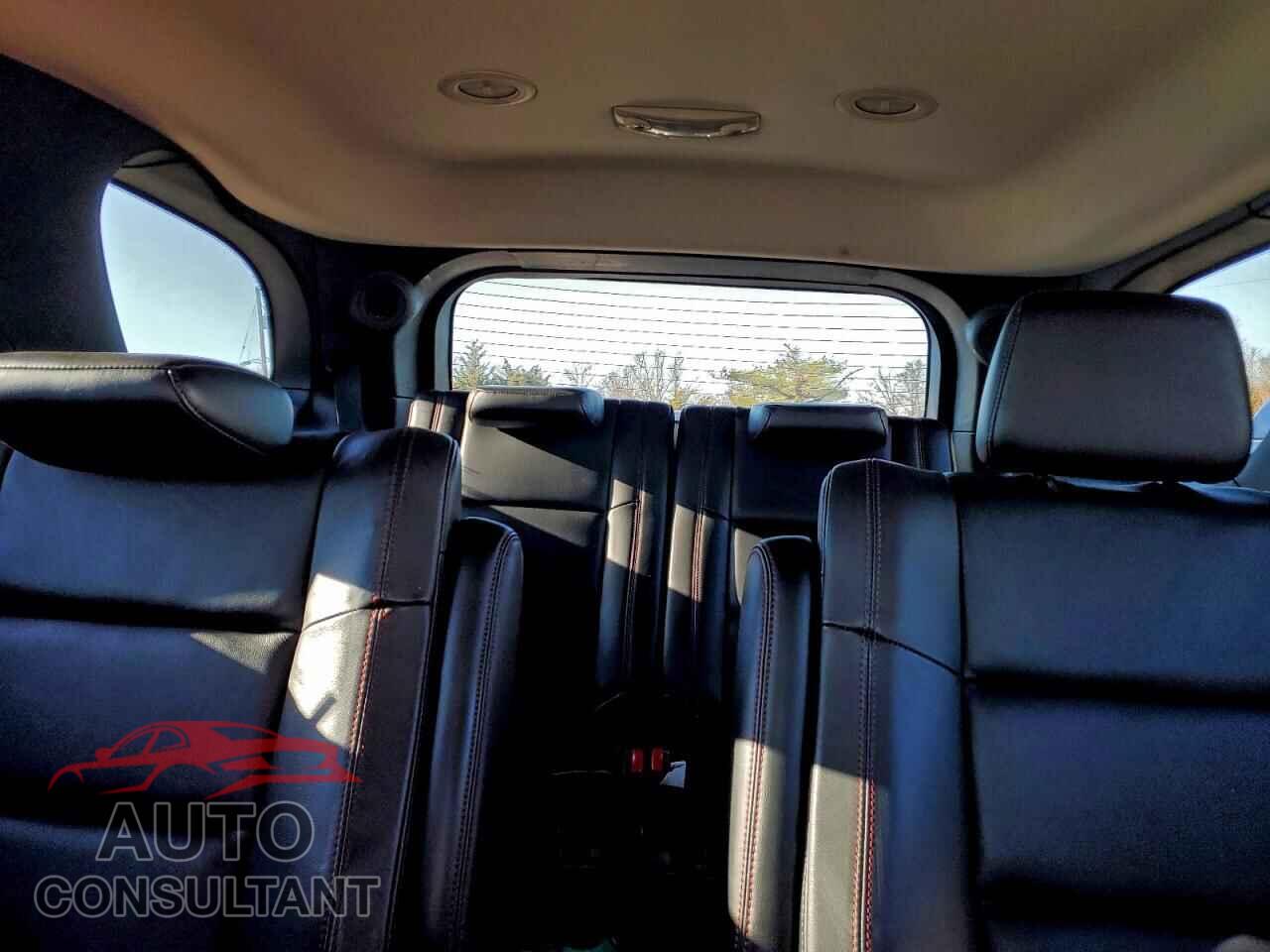 DODGE DURANGO 2018 - 1C4RDJDG5JC386889