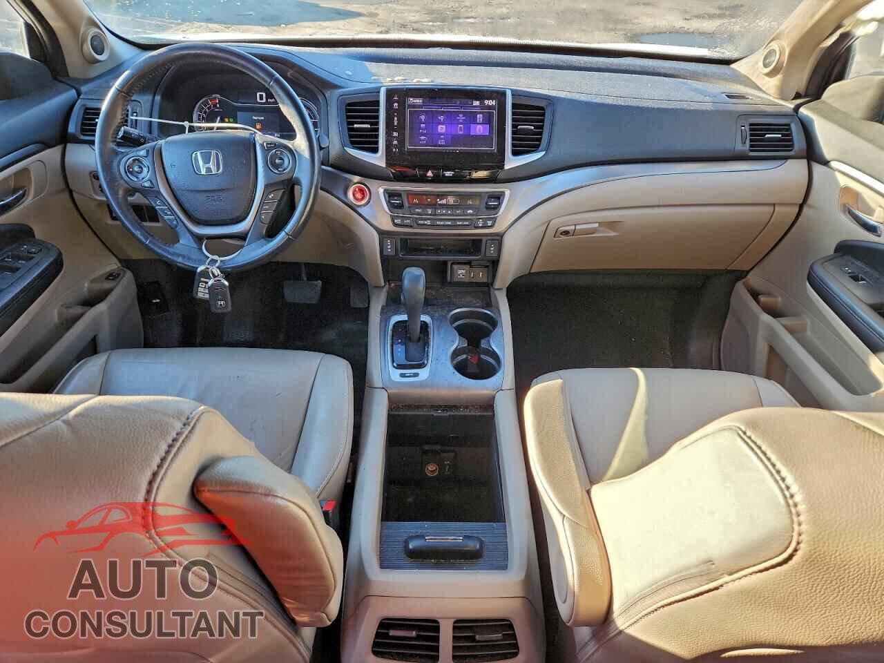 HONDA PILOT 2017 - 5FNYF5H51HB028076