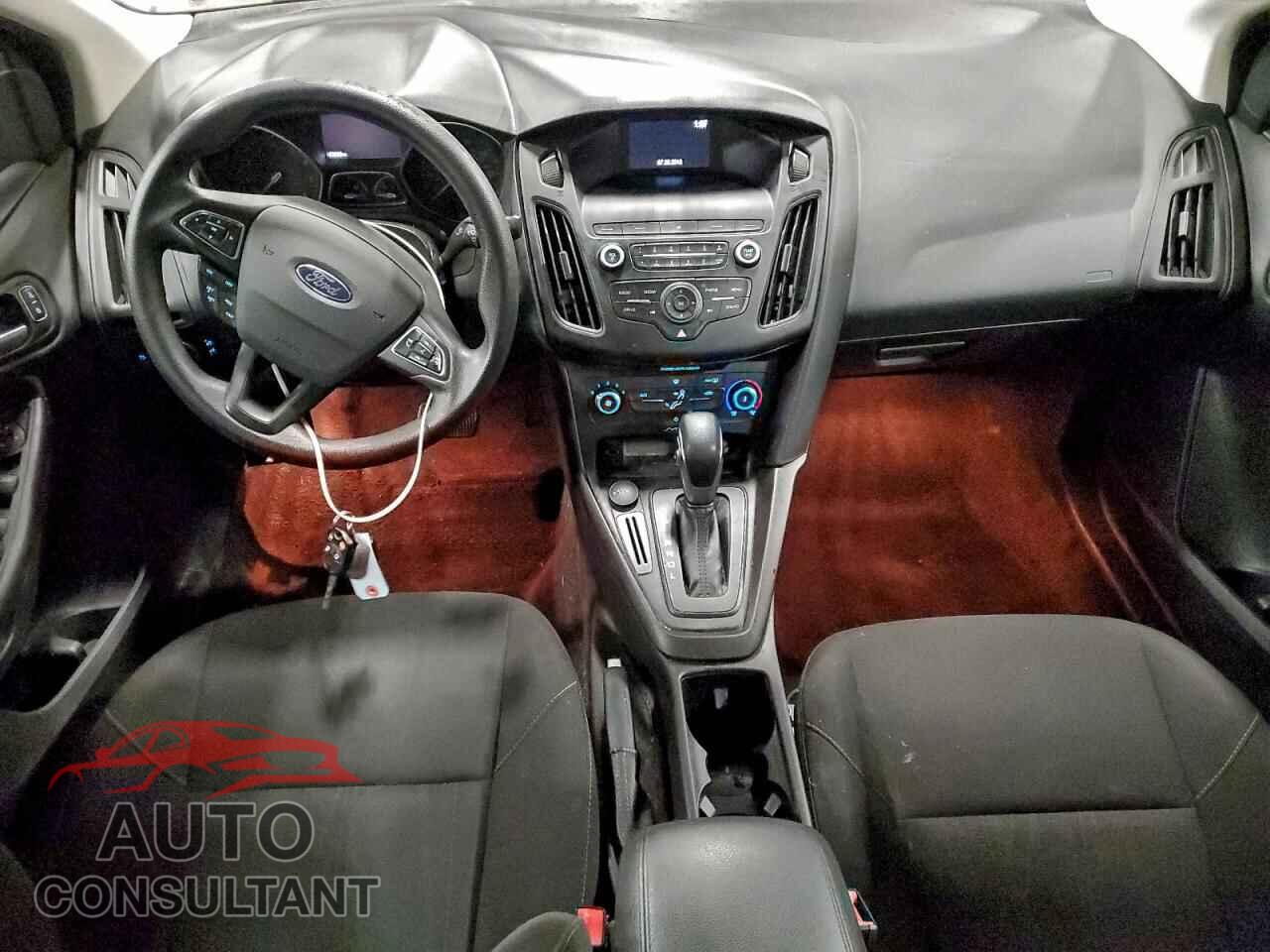 FORD FOCUS 2018 - 1FADP3F22JL328033
