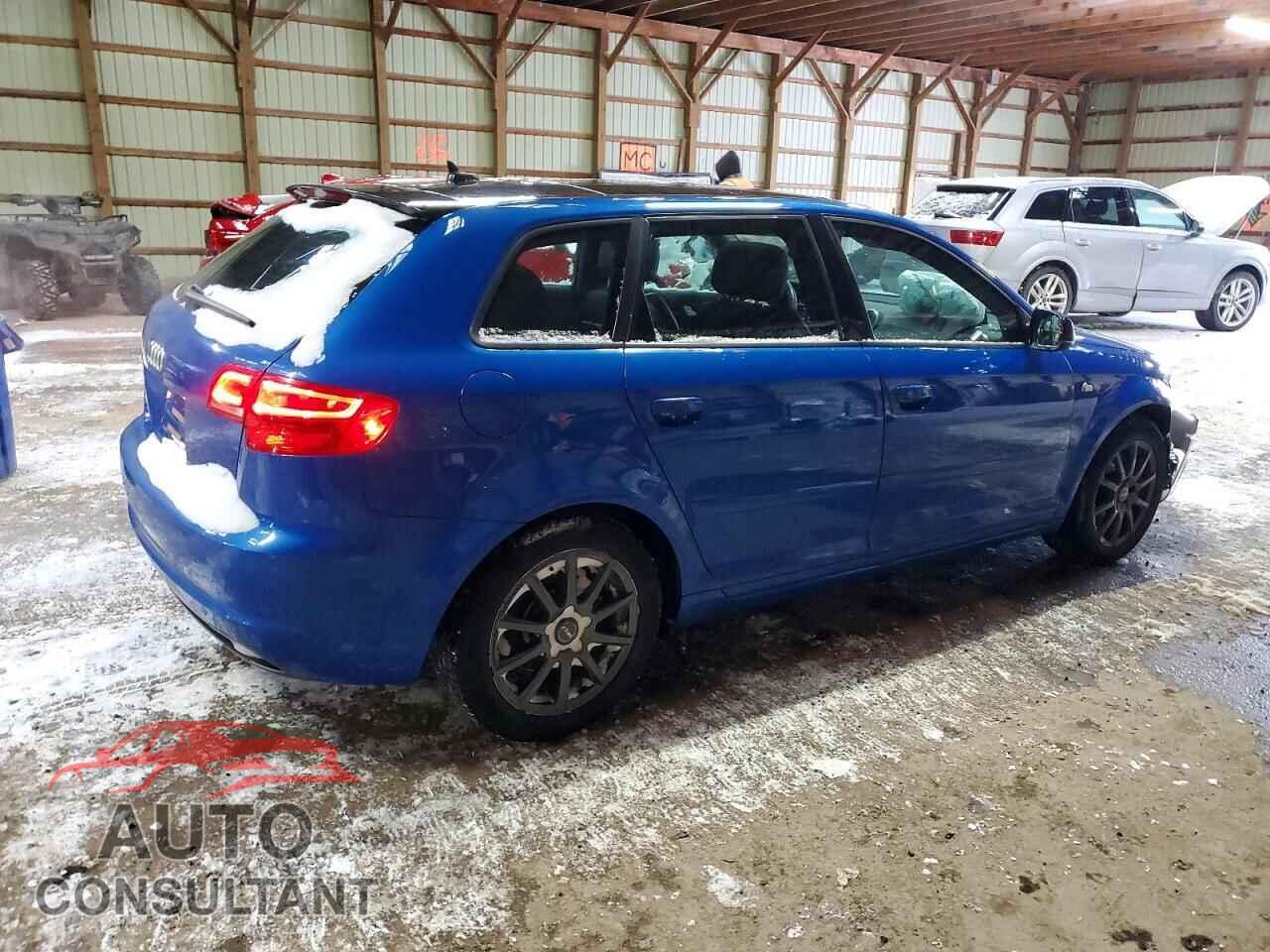 AUDI A3 2013 - WAUFECFMXDA027114