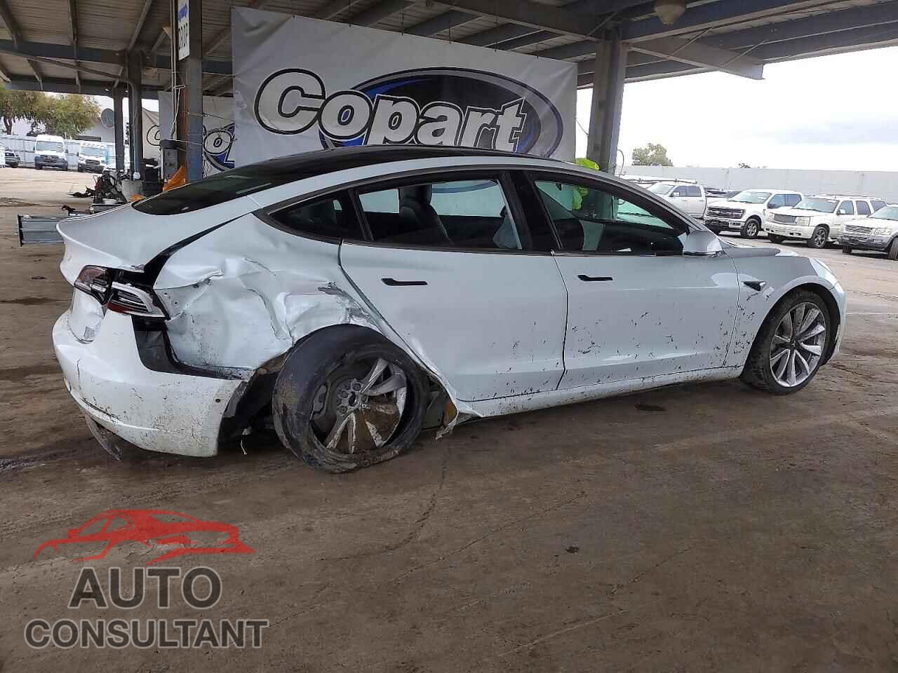 TESLA MODEL 3 2018 - 5YJ3E1EAXJF151632