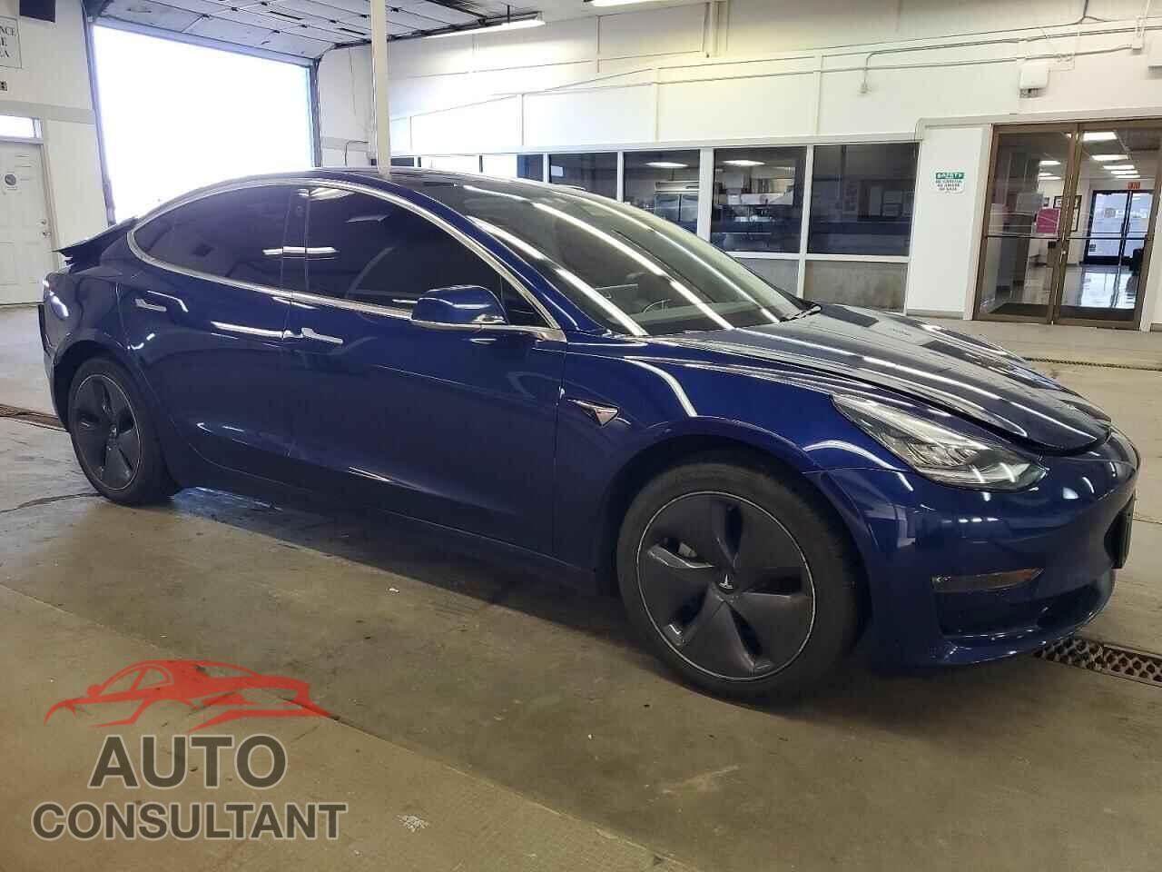 TESLA MODEL 3 2018 - 5YJ3E1EB0JF120365