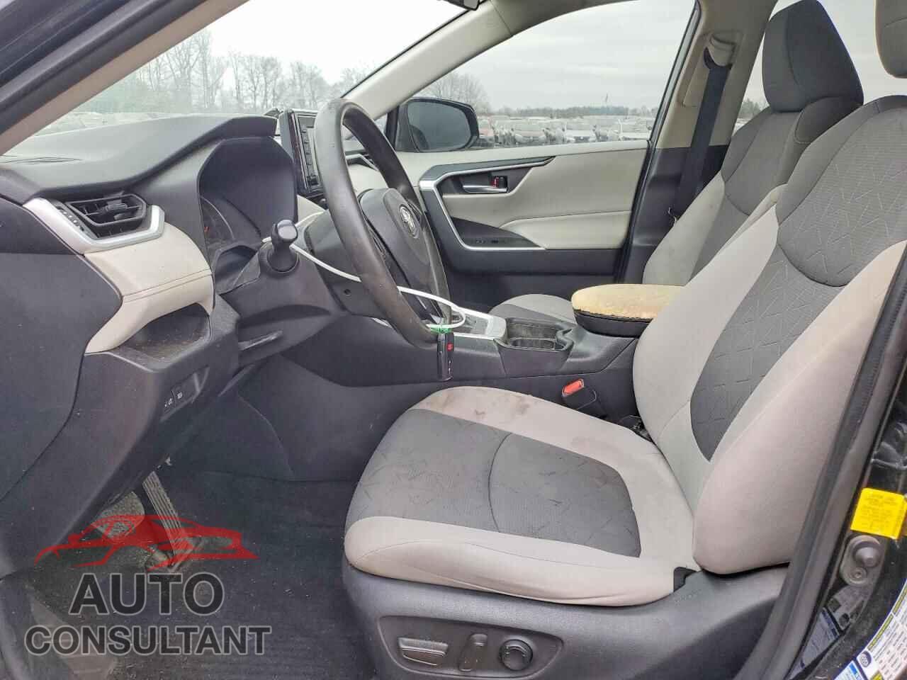 TOYOTA RAV4 2021 - 2T3P1RFV9MC199622