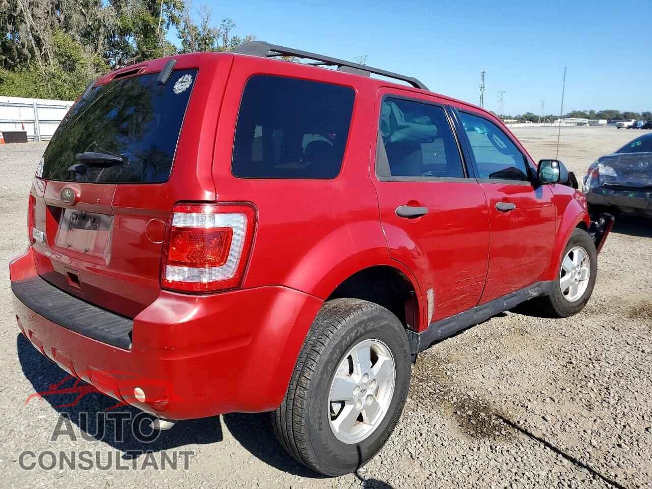 FORD ESCAPE 2011 - 1FMCU0D74BKA72587