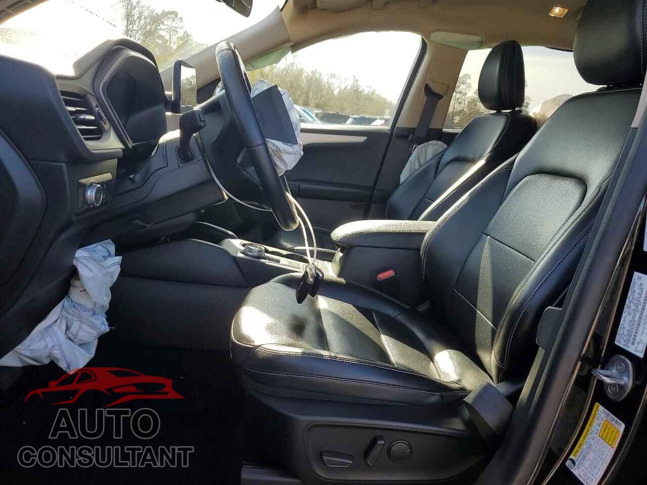 FORD ESCAPE 2020 - 1FMCU0H63LUA15112