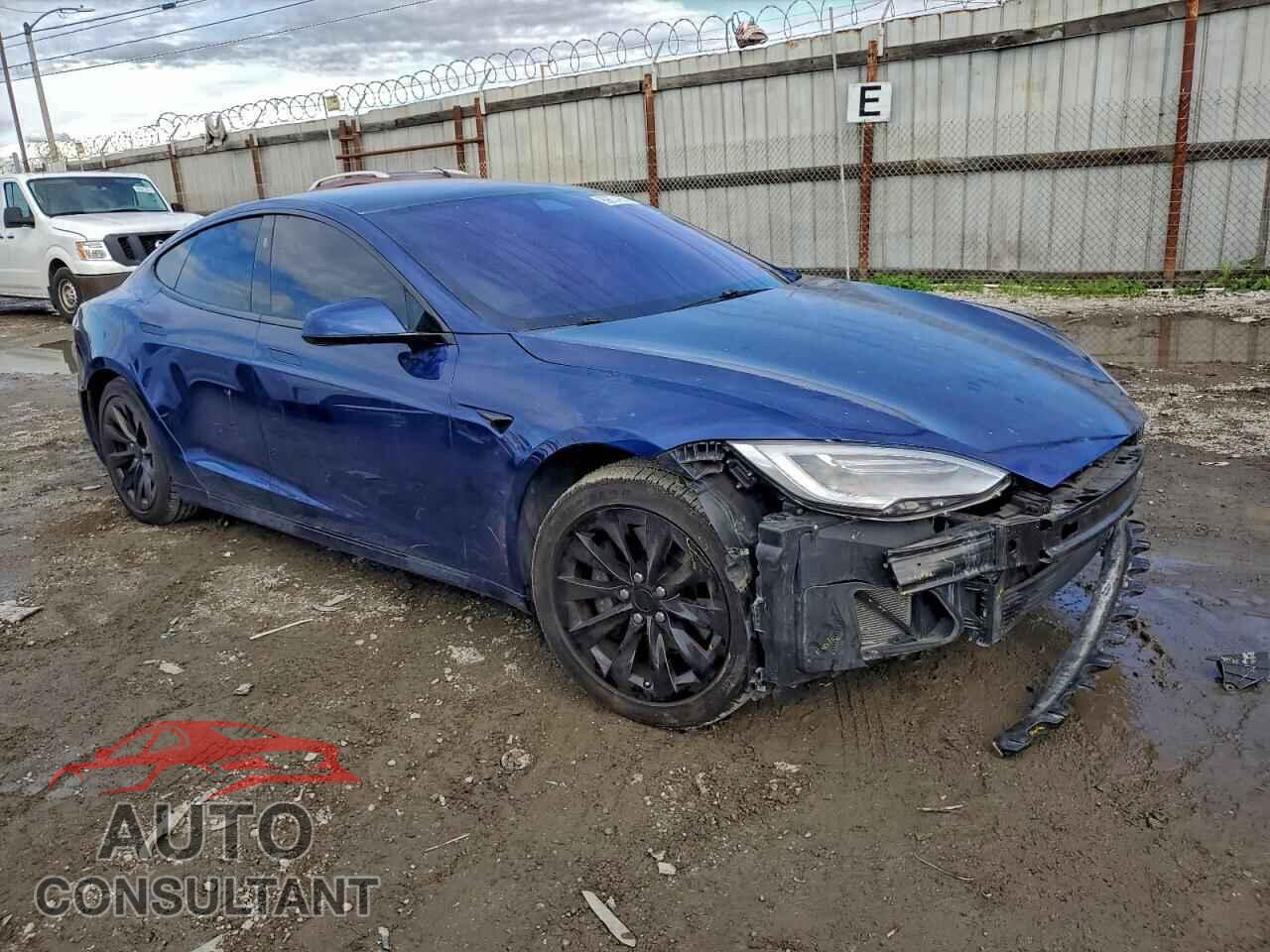 TESLA MODEL S 2019 - 5YJSA1E2XKF335700
