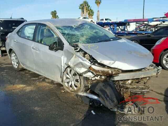 TOYOTA COROLLA 2015 - 5YFBURHE4FP256500