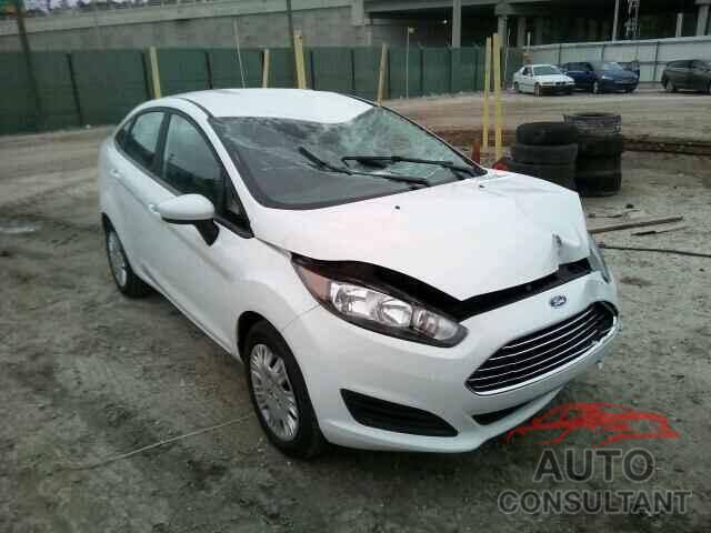 FORD FIESTA 2015 - 3FADP4AJ1FM144762