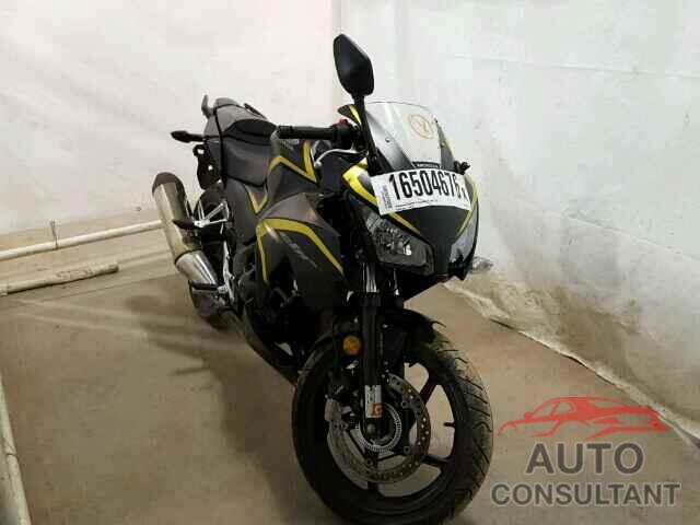 HONDA CBR CYCLE 2015 - MLHNC5154F5100907