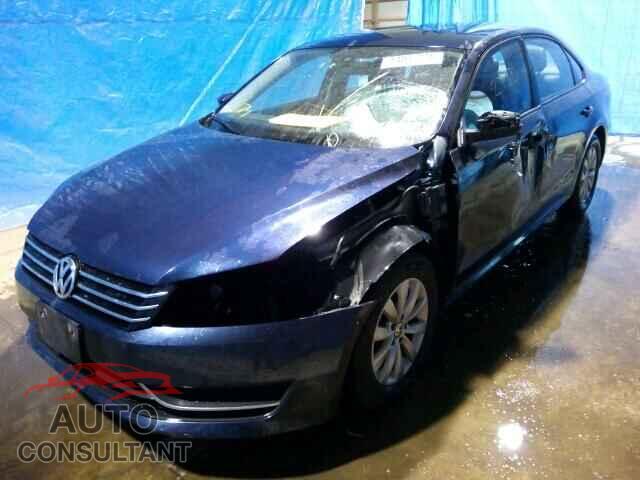 VOLKSWAGEN PASSAT 2015 - 1VWAT7A35FC051642
